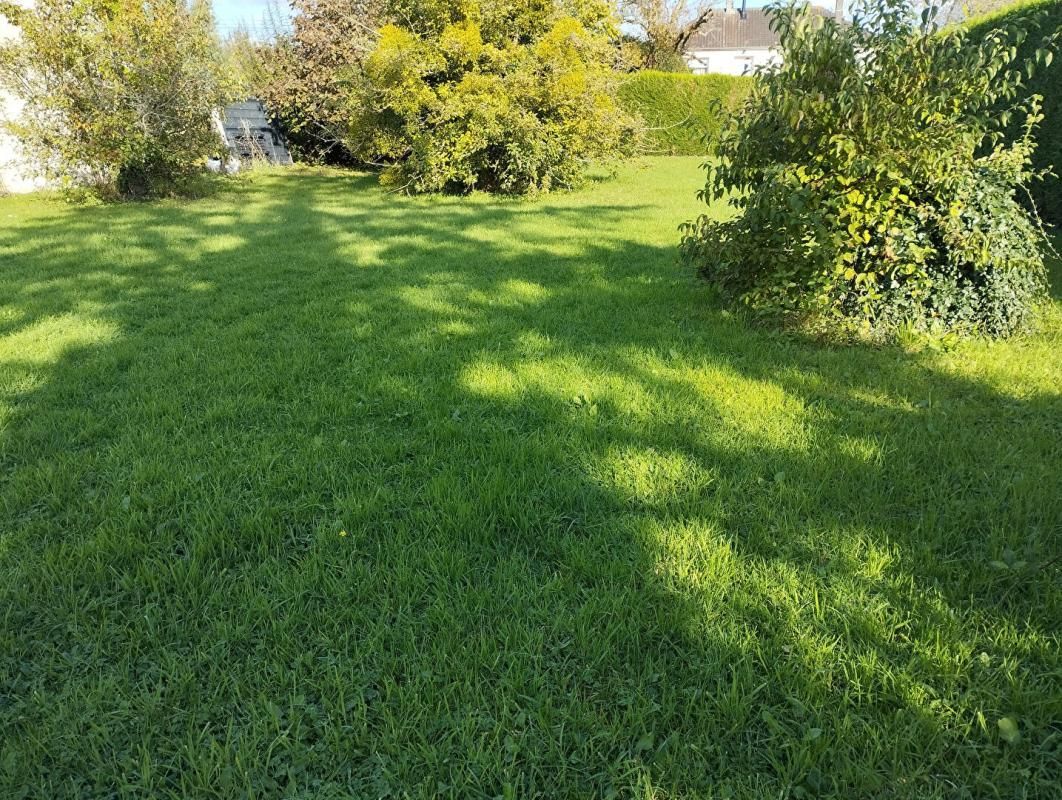 Offre de terrain à batir de 515m2 à BURES-SUR-YVETTE