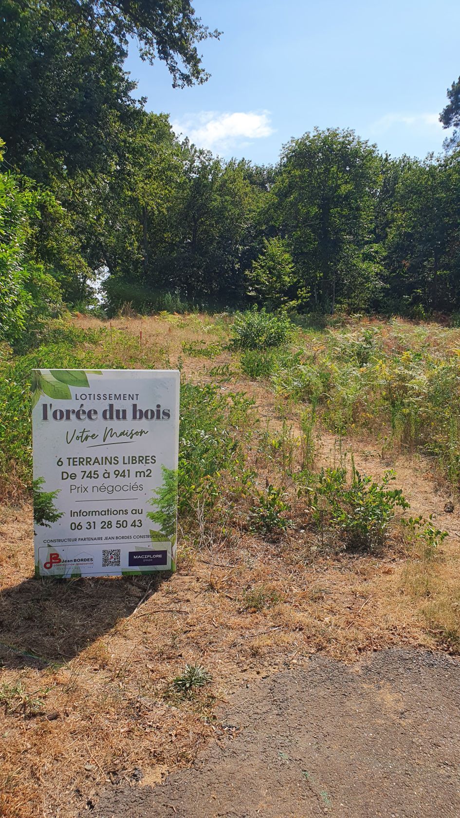 Très beau terrain à vendre à MAZEROLLES (40090)