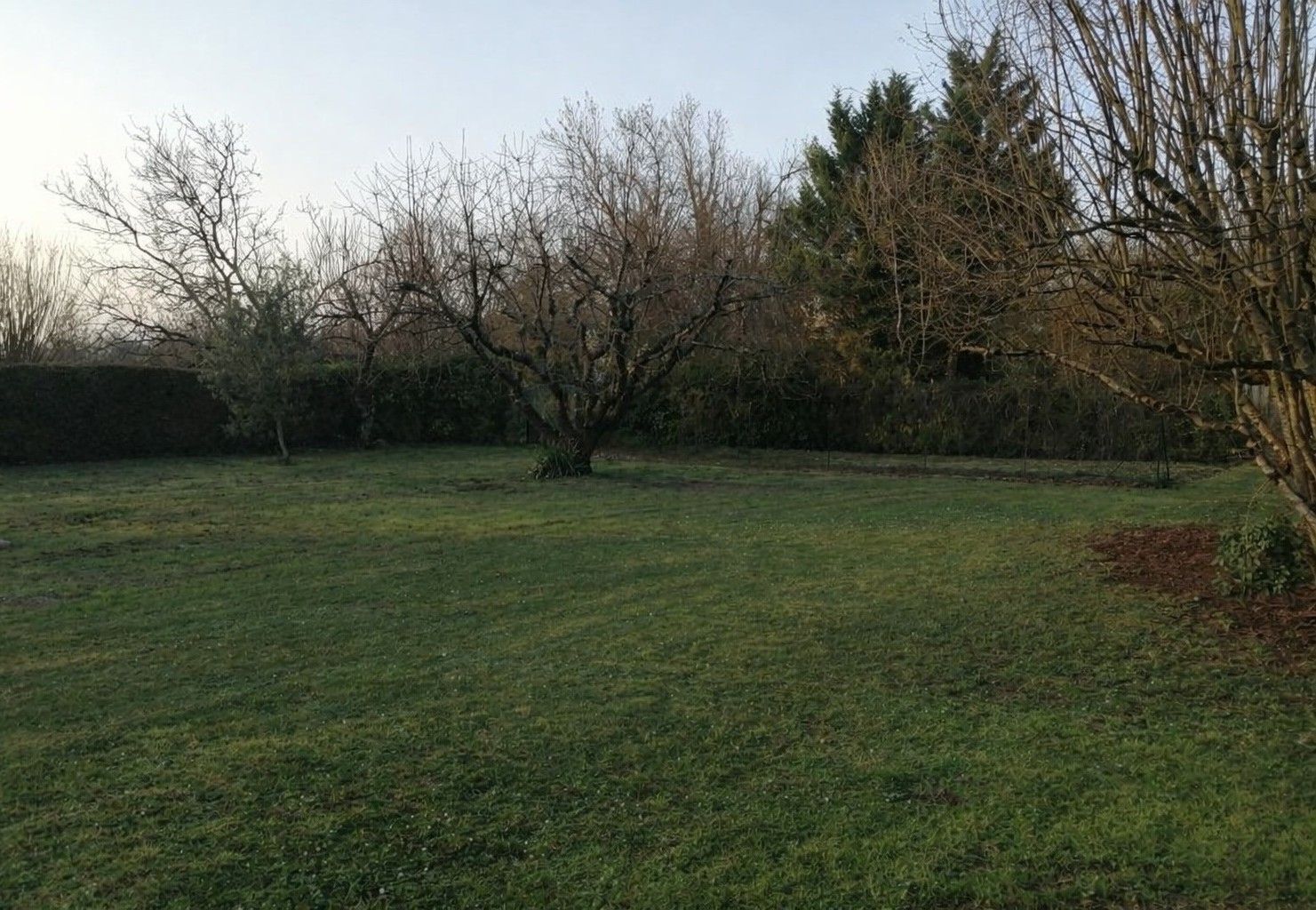 Photo maison Terrain à bâtir de 900 m2 au prix de 70000 euros à SAINTES.