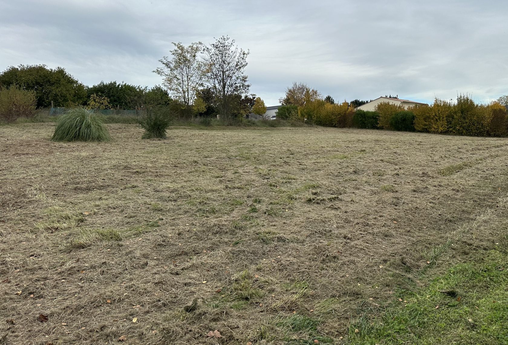 Photo maison Terrain à bâtir de 603 m2 au prix de 53900 euros à SAINTES.