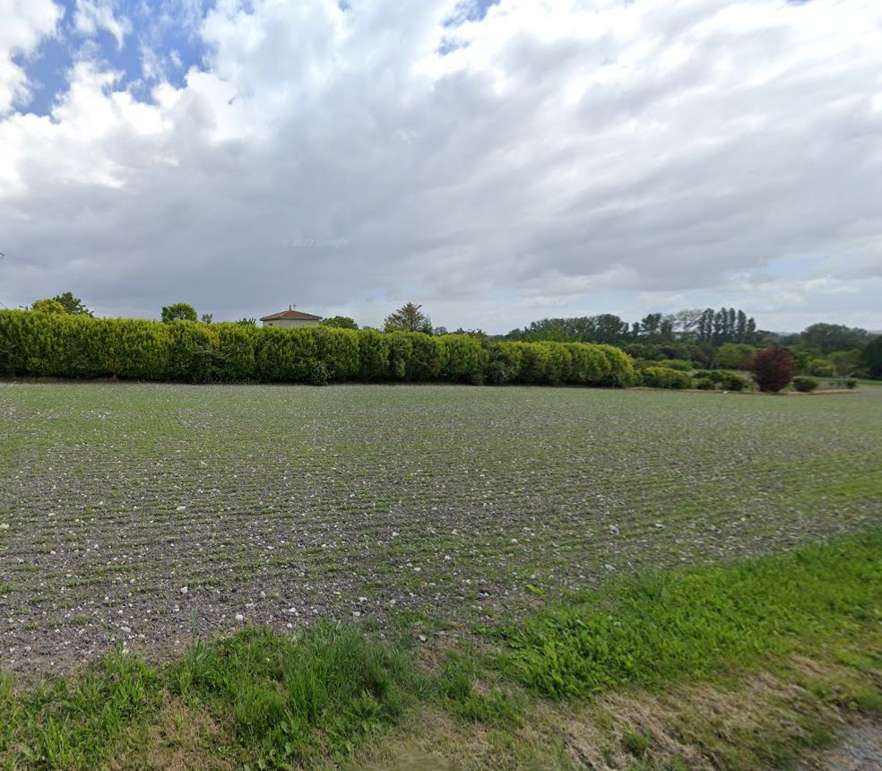 Photo maison Terrain à bâtir de 600 m2 au prix de 24500 euros à COLOMBIERS.