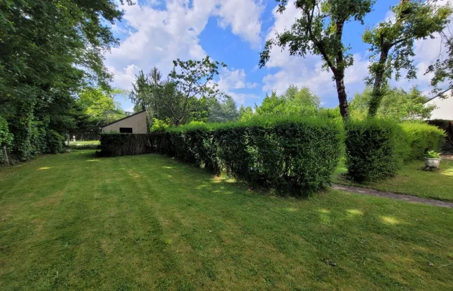 Image Terrain à bâtir de 450 m² à SAUTRON (44)