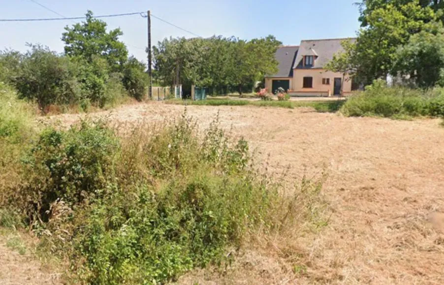 Image Terrain à bâtir de 670 m² à GUENROUET (44)
